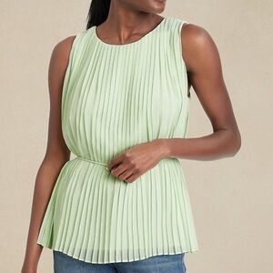 NWT Banana Republic Pleated Sleeveless Top Honeydew Size XL